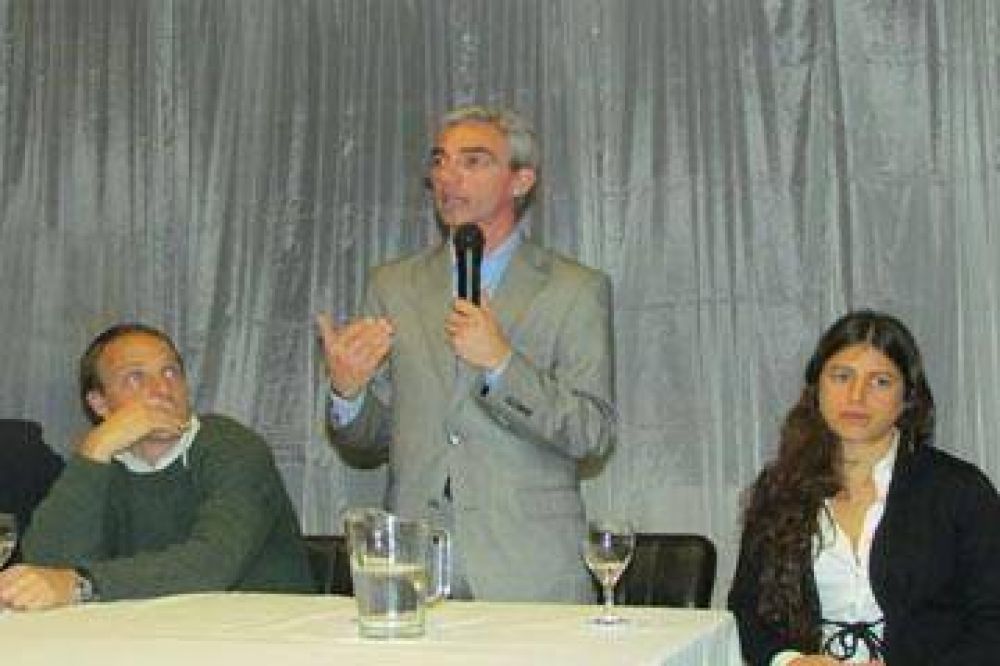 La Agencia de Desarrollo local present� un plan piloto de tutor�as para empresas