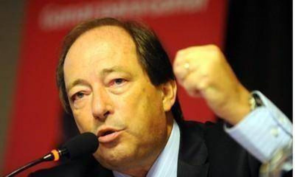 Sanz apoya el corte de boleta en Mendoza, pero niega que sea "en perjuicio" de Alfons�n