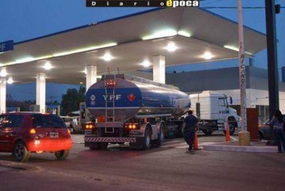 Estacioneros reciben el enojo de usuarios
