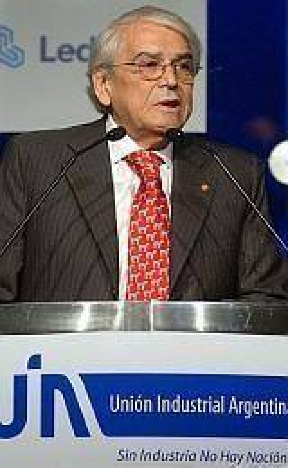 "El empresariado est� bien hasta que lo molestan y reclama" H�ctor M�ndez