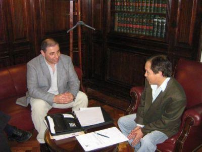 El senador L�pez fue designado en la Comisi�n de Seguimiento del Fideicomiso Austral