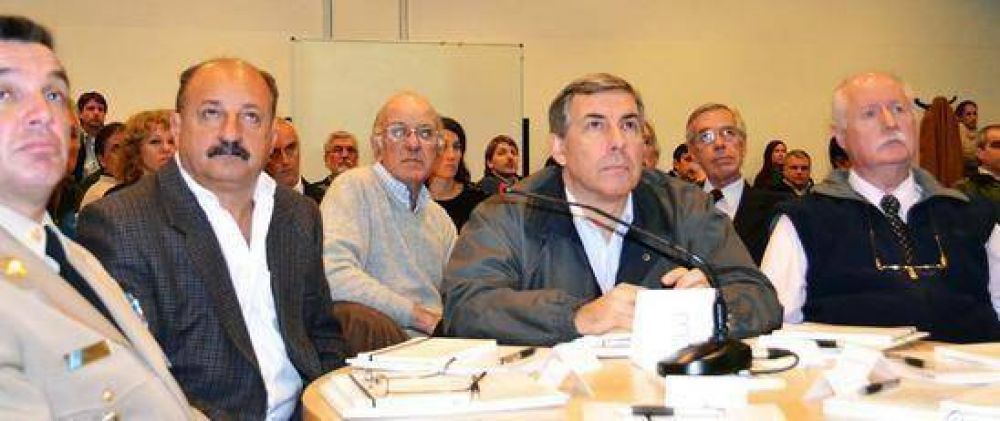 Carlos Cazador:�Vamos a trabajar en conjunto con Tenaris y todas las empresas que apoyen a la comunidad� 