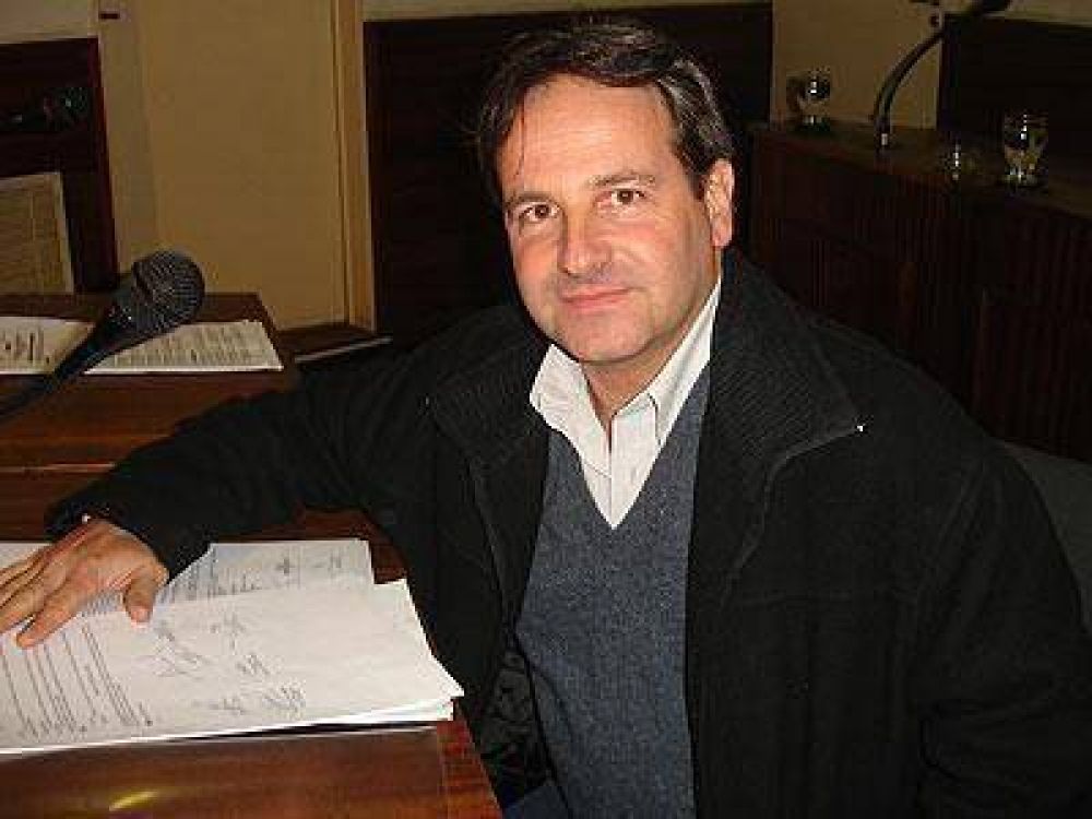 Alessi asegur� que la elecci�n se polarizar� entre el oficialismo y UDeSo