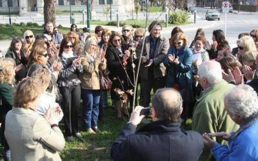 Las mujeres radicales, en una jornada de militancia