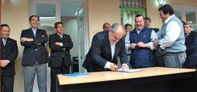 En Curuz� Cuati� Ricardo inaugur� refacciones del Registro Civil 