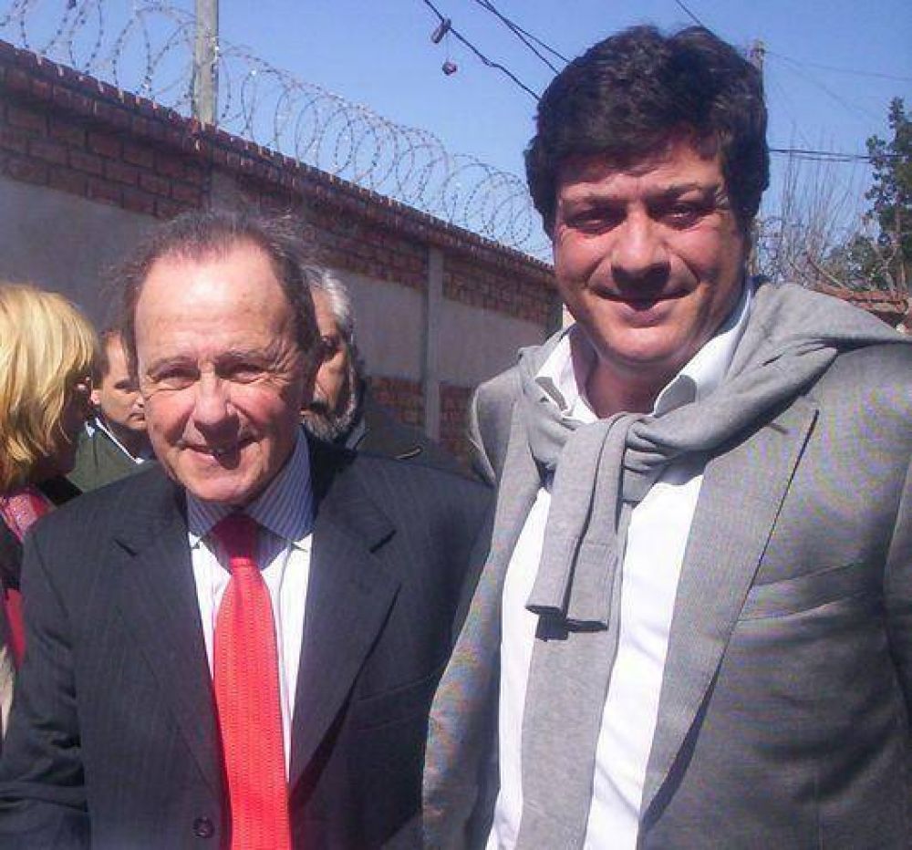 Garc�a: �Rial no se ha bajado, fue convocado para sumarse al futuro gobierno de Vicente L�pez�