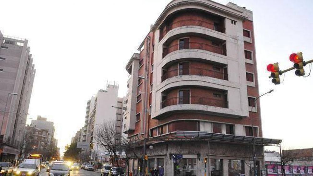 Bugliotti podr� construir hasta 36 metros en el Hotel Waldorf