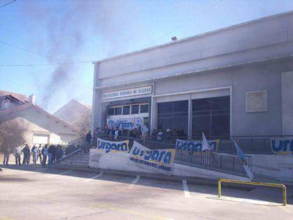 Trabajadores de URGARA se manifestaron en la Cooperativa
