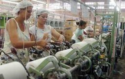 Mendoza insiste en denostar y criticar la Promoci�n Industrial