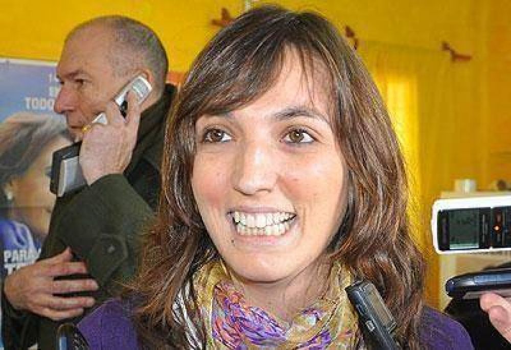 Alonso integrar�a un bloque de La C�mpora en el Congreso Nacional