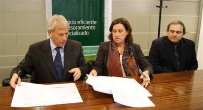 LUJ�N - LA INTENDENTA FIRM� UN CONVENIO CON EL BANCO PROVINCIA PARA EL FINANCIAMIENTO DE ADQUISICI�N DE BIENES
