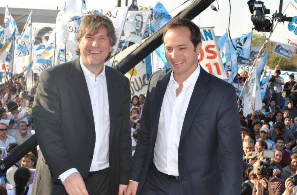 Camau inaugur� la Avenida Mil�n junto al Ministro de Econom�a Amado Boudou
