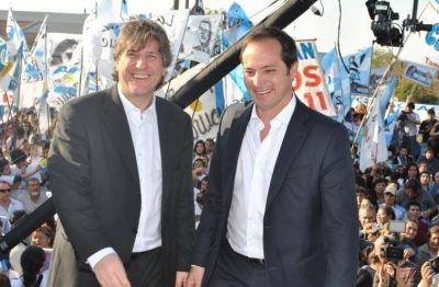 Camau inaugur� la Avenida Mil�n junto al Ministro de Econom�a Amado Boudou
