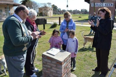 LUJ�N - LA INTENDENTA ENCABEZO EL EMOTIVO ACTO DE CONMEMORACION DE LOS 130 A�OS DE CARLOS KEEN
