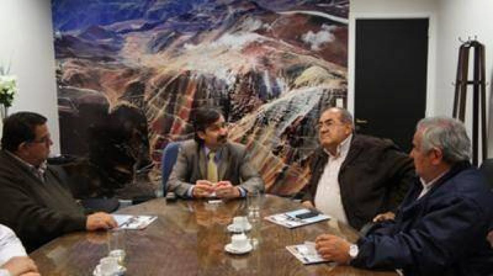Fuerte respaldo del gremio de camioneros y CGT al desarrollo Minero Nacional