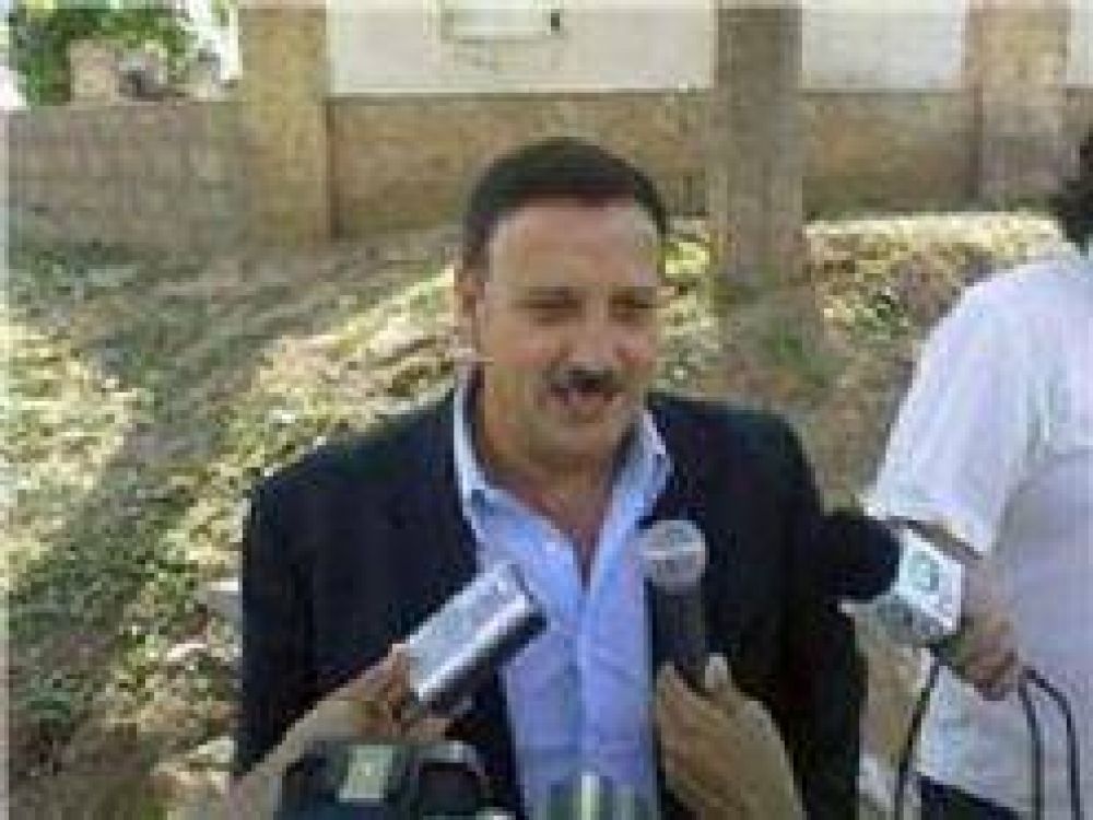 Quintela pedir� licencia por las elecciones 