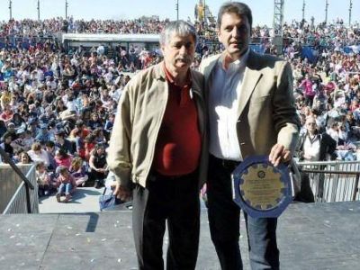 Massa celebr� con los trabajadores metal�rgicos en el Parque de la Costa