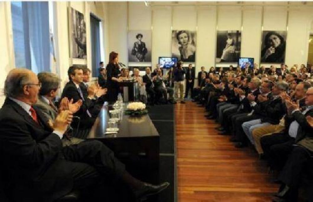 La Presidenta anunci� un aumento en los montos de las asignaciones familiares