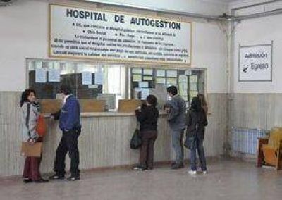  El hospital San Luis atiende m�s del doble de gente que hace un mes