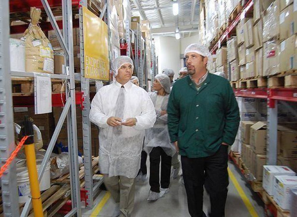 El Jefe de Gabinete visit� la planta fabril de Laboratorios Puntanos