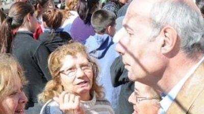 D�mina: El apoyo p�blico distorsiona la campa�a