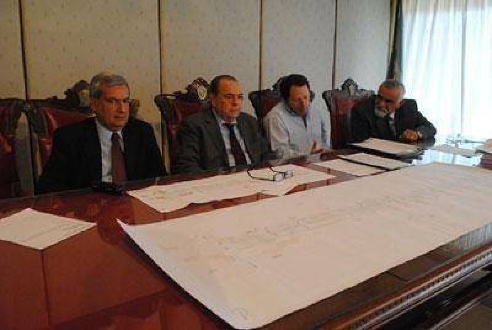 Seis ofertas para construir la Circunvalaci�n Norte