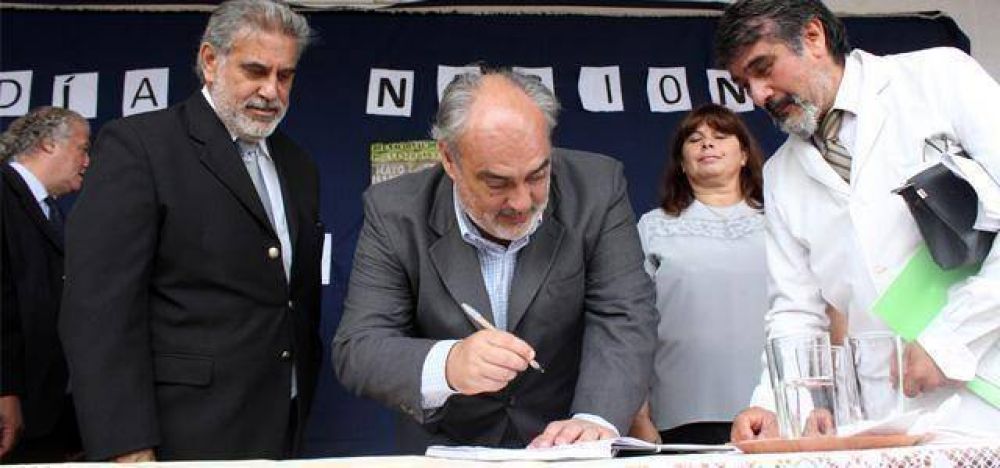 Hoy el Gobierno inaugurar� los centros de salud de Mantilla y Tatacu�