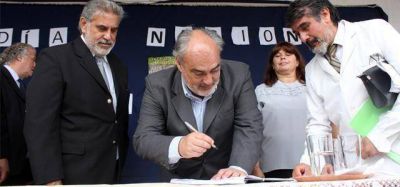 Hoy el Gobierno inaugurar� los centros de salud de Mantilla y Tatacu�
