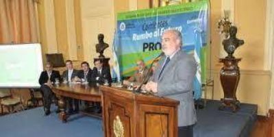 El Gobernador ratific� que se reubicar�n los ministerios de Salud y Educaci�n