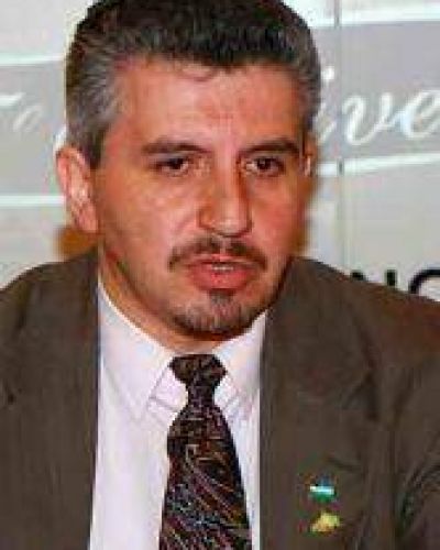 Radicales apoyan a Dar�o Barriga y critican con dureza a Casc�n: �representa a sus intereses personales�