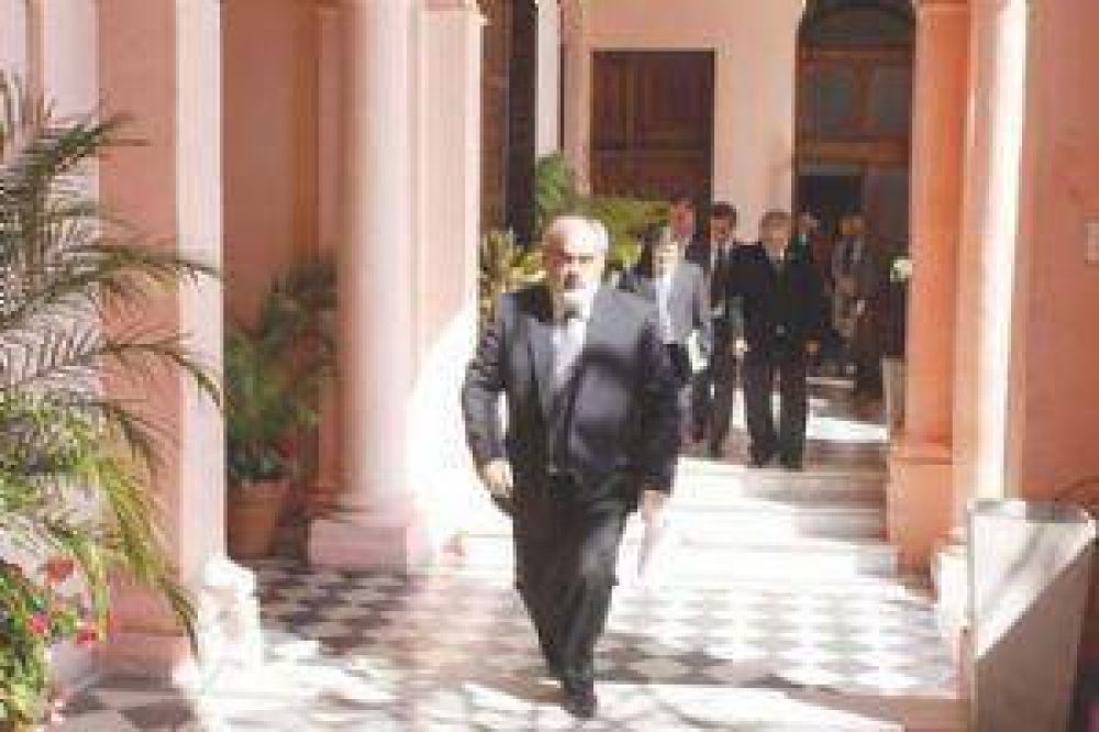 Sueldos: estatales recibir�n un 14% m�s en dos cuotas