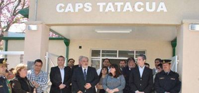 El gobernador inaugur� el moderno C.A.P.S rural de Colonia Tatacu�