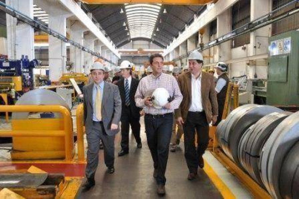 Sergio Massa visit� la empresa Ferrosider 