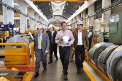 Sergio Massa visit� la empresa Ferrosider 