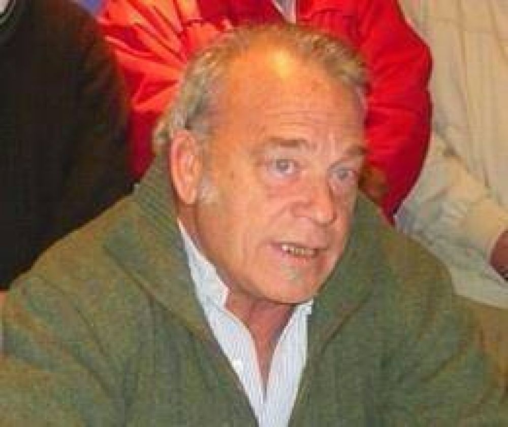 Deniau no participar� el 23 de octubre 