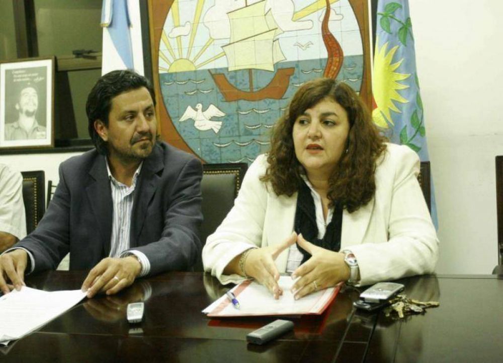 Investigan si el Municipio falsific� los avales para la obra del bajo v�as de Bernal