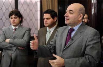 Director Nacional Electoral dijo que la oposici�n tambi�n debe asumir su responsabilidad
