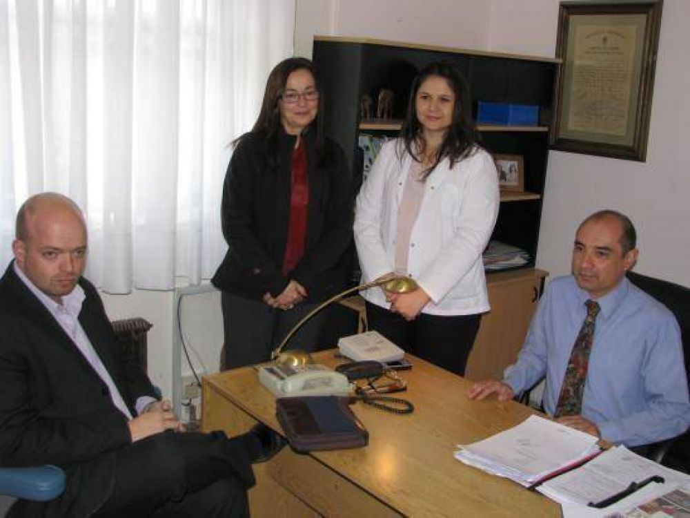 El Hospital Zonal recibi� equipos e insumos m�dicos