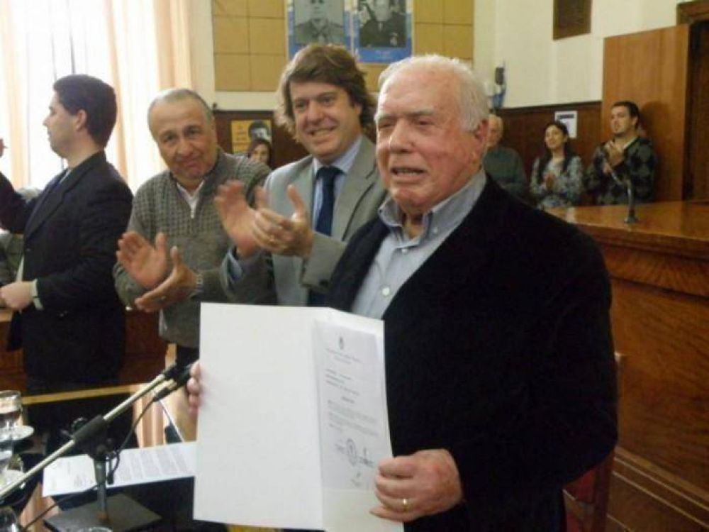 Reconocimiento a Pedro Moscuzza