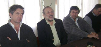 El Frente Popular se mostr� unido al recibir a Amadeo  