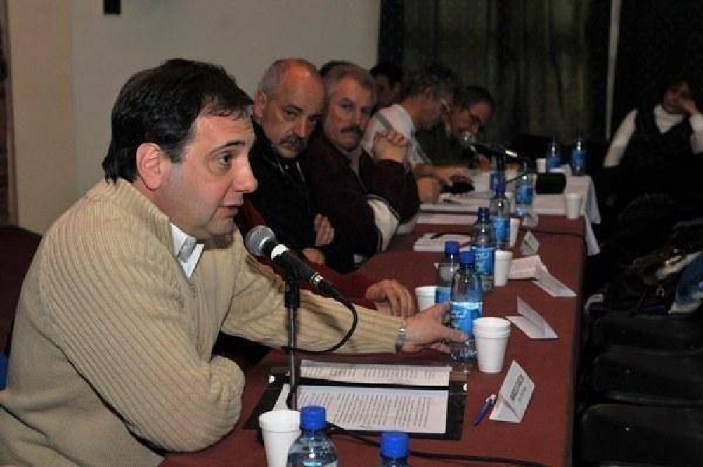 Casc�n disert� sobre planificaci�n estrat�gica