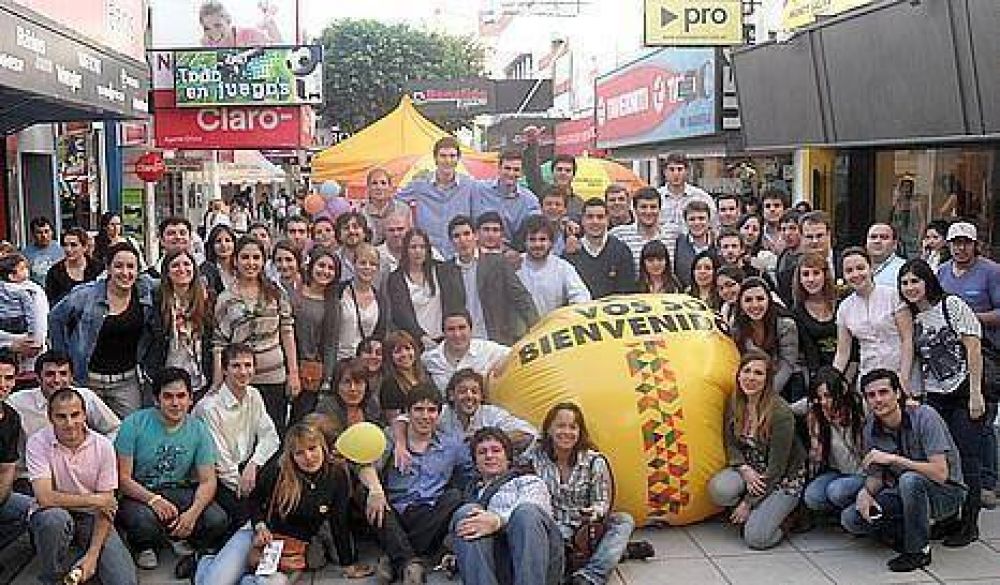 El PRO "pone �nfasis en la generaci�n de nuevos l�deres"
