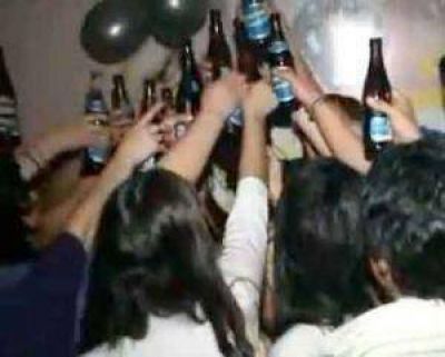 Video en Internet deja mal parados a Marcelo Casc�n y Norma G�mez