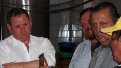 Rogel consigui� la foto con un revelde