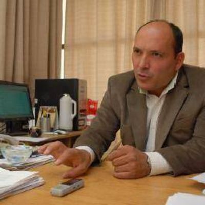 �Con la intimaci�n de Silva a los medios y a los diputados confirm� la presi�n que cae sobre los santamarianos�