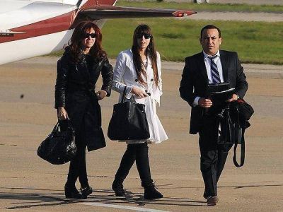 Cristina Kirchner llega a Francia, y el mi�rcoles se reunir� con Sarkozy