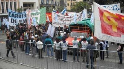 Organizaciones sociales protestar�n en la Plaza