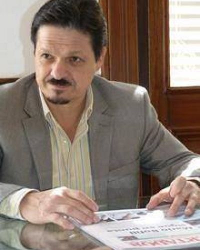 "Ser�a una cat�strofe para el Gobierno que Flinta salga tercero"
