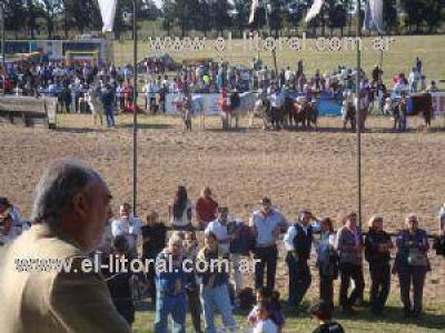 Rural de Mercedes: Colombi ratific� la soberan�a sobre los recursos naturales