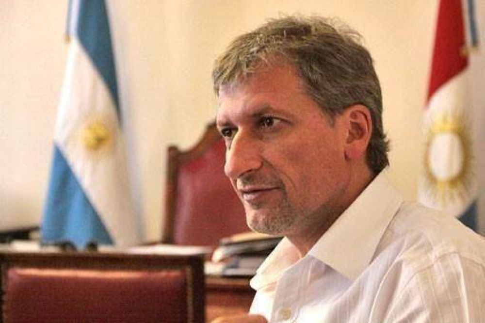 Campana: �No soy un peronista tradicional porque no tuve militancia�